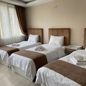 Dreibettzimmer